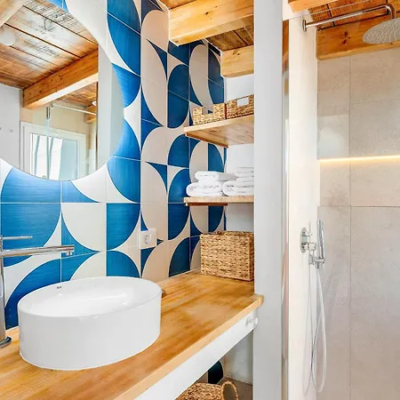 Vakantiehuis Luminous Loft Next To The Atlantic Ocean Radazul