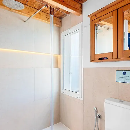 Vakantiehuis Luminous Loft Next To The Atlantic Ocean *