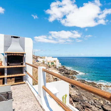 Luminous Loft Next To The Atlantic Ocean * Radazul