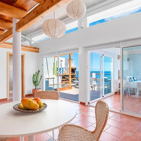 Luminous Loft Next To The Atlantic Ocean Vakantiehuis *