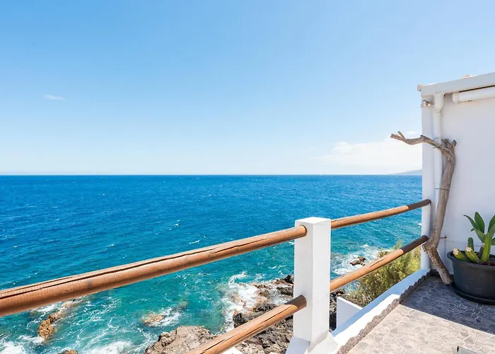 Luminous Loft Next To The Atlantic Ocean Prázdninový dům Radazul