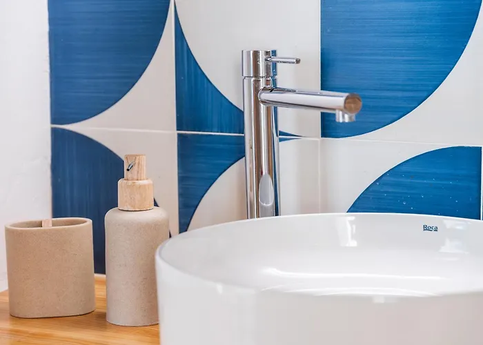 Luminous Loft Next To The Atlantic Ocean * Radazul