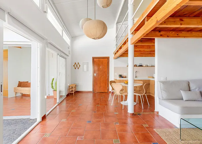 Luminous Loft Next To The Atlantic Ocean Casa de Férias Radazul